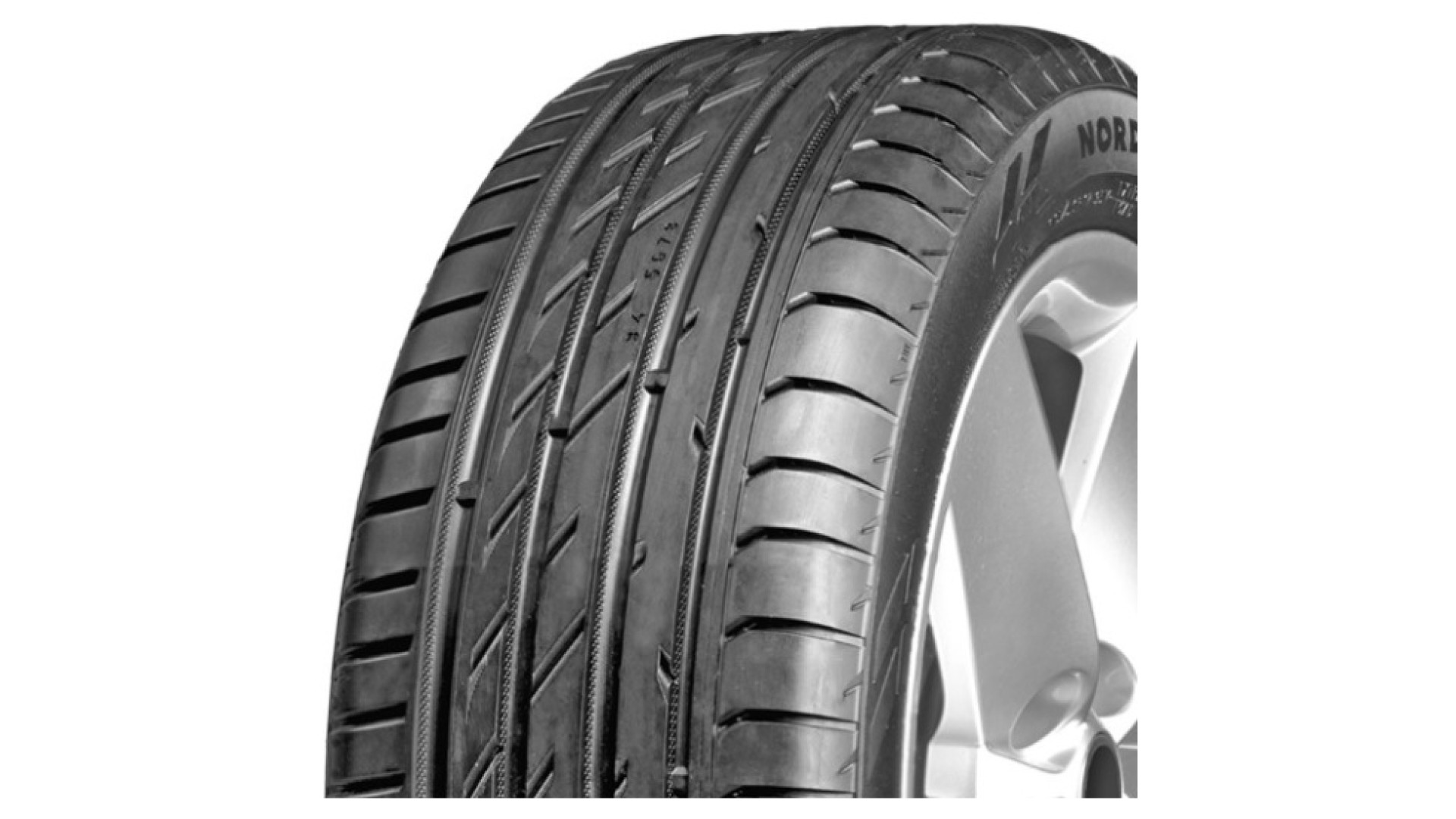IKON 215/55/17 V98 Ikon Nordman SZ2 XL
